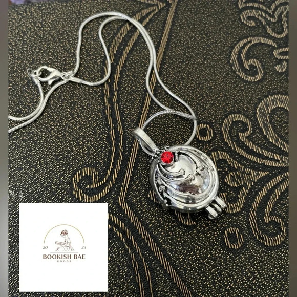 Vampire Diaries Elena Gilbert Necklace Pendant with Dried Lavender “vervain” - Picture 1 of 4